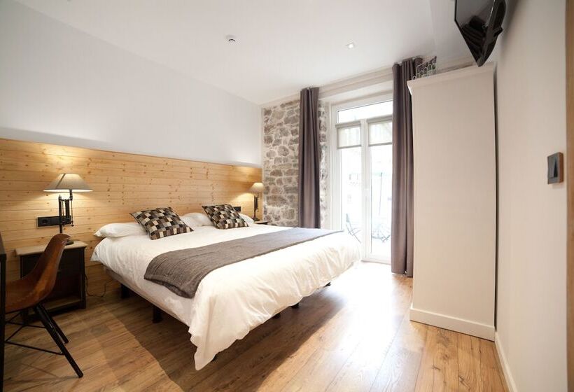 Superior Room with Terrace, Casa Nicolasa
