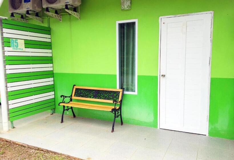 Номер Economy, Go Green Resort