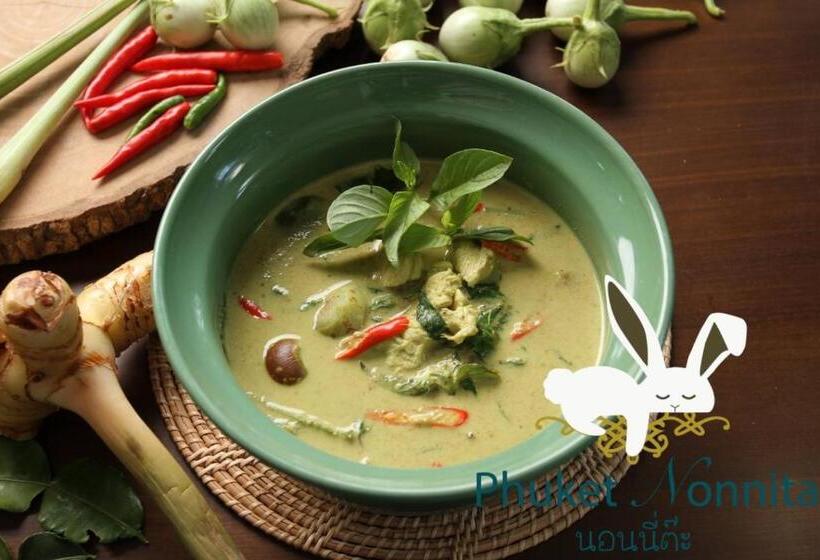Номер Deluxe Кровать Кинг, Phuket Nonnita Boutique Resort   Sha Plus