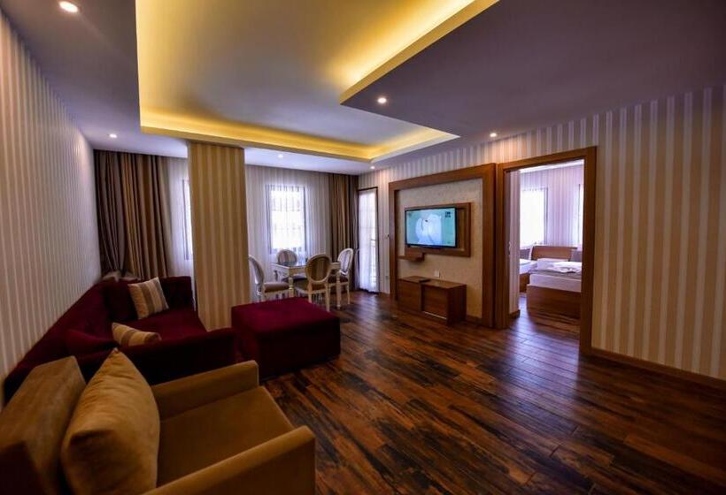 آپارتمان 2 خوابه, Serah Residence