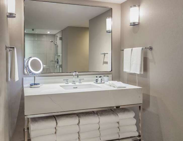 اتاق استاندارد با چشم‌انداز دریا, Hilton Ponce Golf & Casino Resort