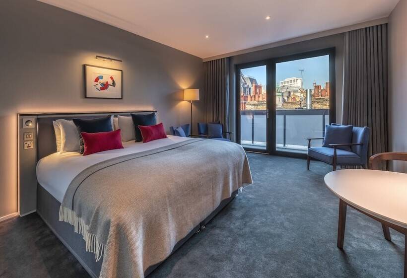 小型套房, The Resident Covent Garden