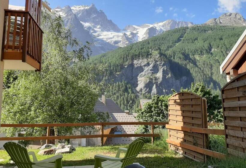 Шале 1 Спальня, Locations Appartements & Chalets   Village Piéton, Vue Glaciers