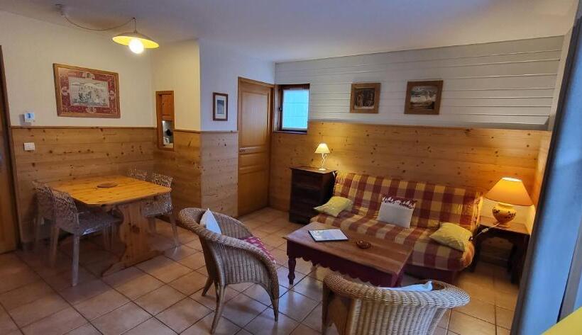 Апартаменты 1 Спальня с Видом, Locations Appartements & Chalets   Village Piéton, Vue Glaciers
