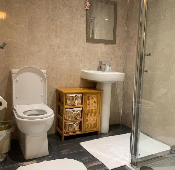 اتاق لوکس سه تخته, Ashfield Bed & Breakfast