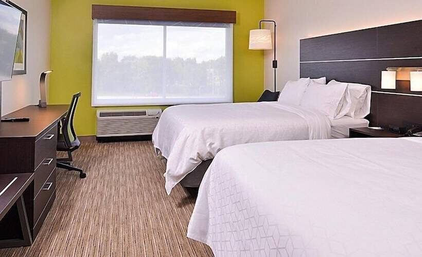 Номер Стандарт, Holiday Inn Express & Suites   Brighton, An Ihg