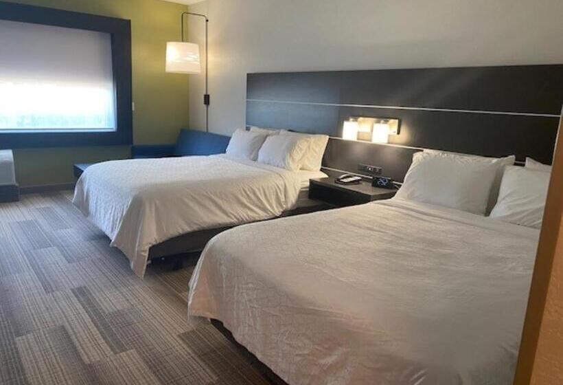 장애인을 위한 스탠다드 룸, Holiday Inn Express & Suites Warrensburg North, An Ihg