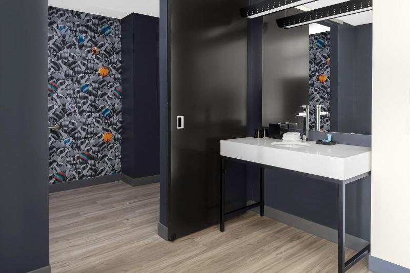 스탠다드 룸, Aloft Glendale At Westgate