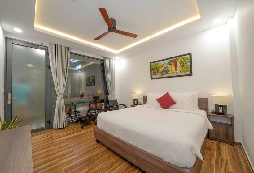 اتاق لوکس با چشم‌انداز استخر, The Nam An Villa Hoi An