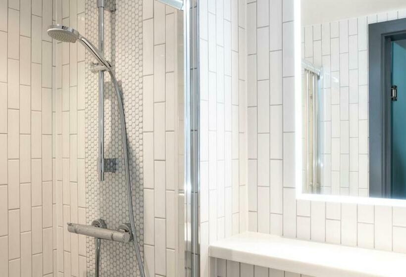 Номер Стандартный с Видом, Point A Hotel Edinburgh Haymarket