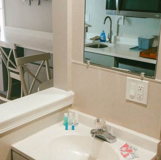 Номер Deluxe Кровать Куин, Atlantic Motel