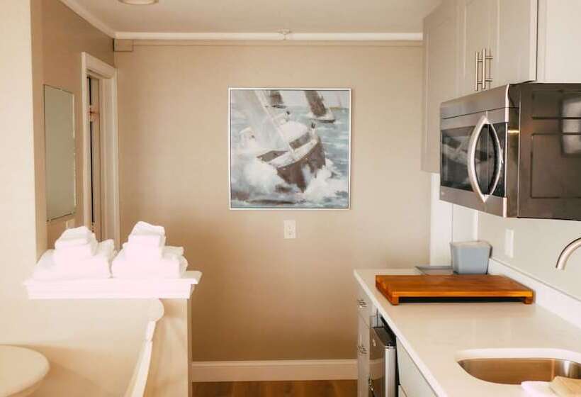 Номер Deluxe Кровать Куин, Atlantic Motel