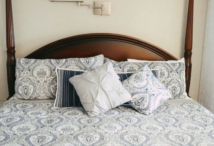 Номер Deluxe Кровать Кинг, Atlantic Motel