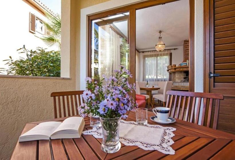 آپارتمان 1 خوابه, Apartments Pino