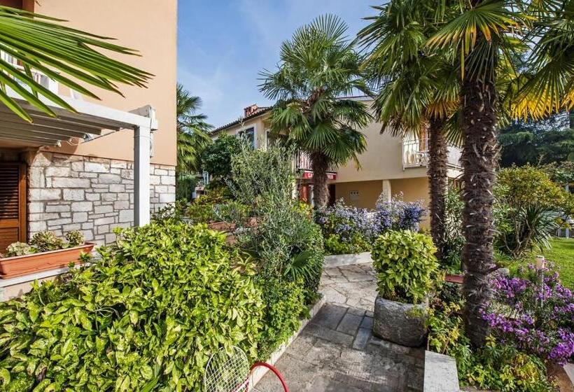 آپارتمان 1 خوابه, Apartments Pino