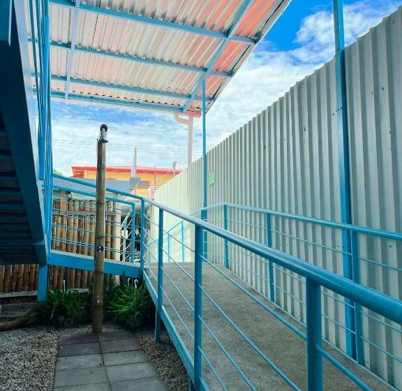 تختخواب در اتاق مشترک, Hostel Samara