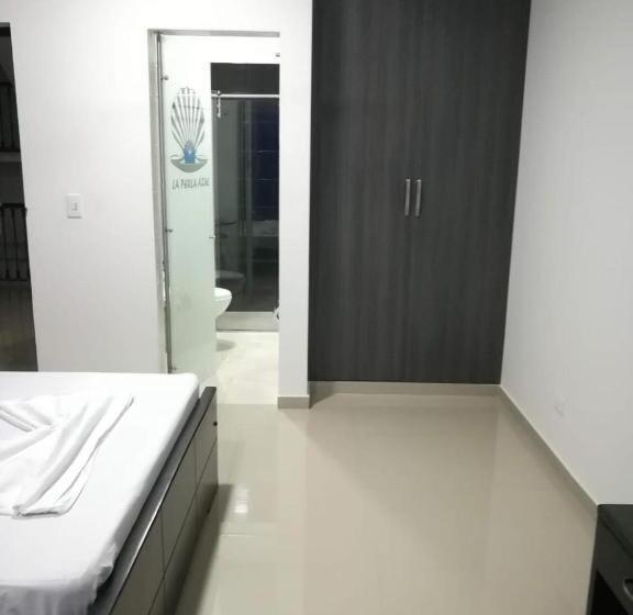 Habitación Triple Básica, Perla Azul Boutique