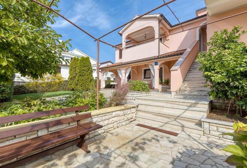 شقة غرفة واحدة مزودة بتراس, Apartment Complex Silva Rovinj
