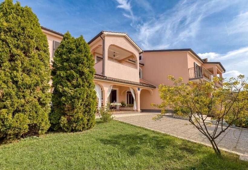 شقة غرفتين, Apartment Complex Silva Rovinj