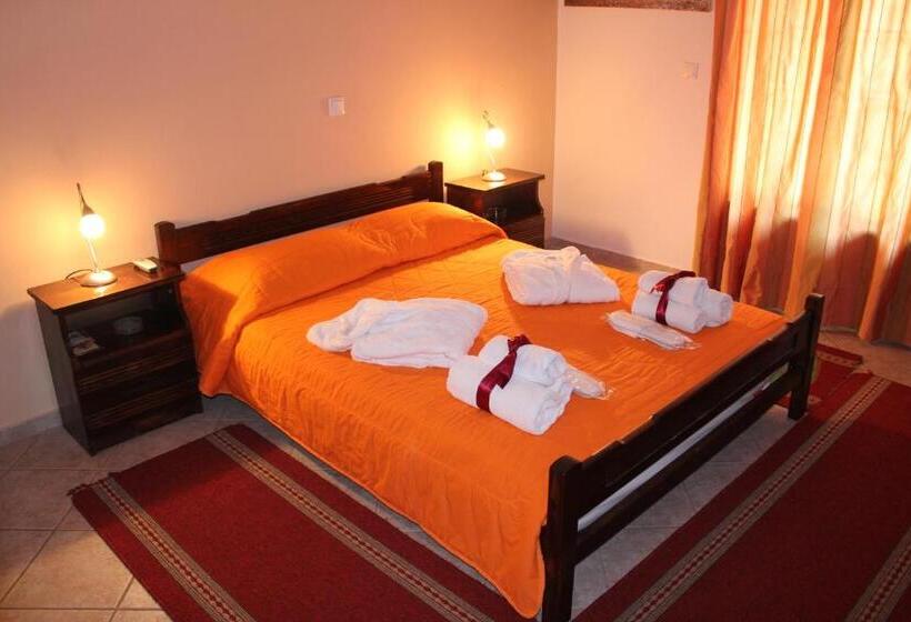 Апартаменты 1 Спальня, Artemis Apartments