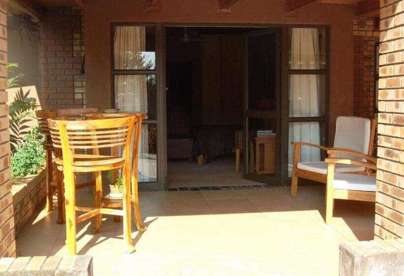 اتاق استاندارد, Ku De Ta B&b