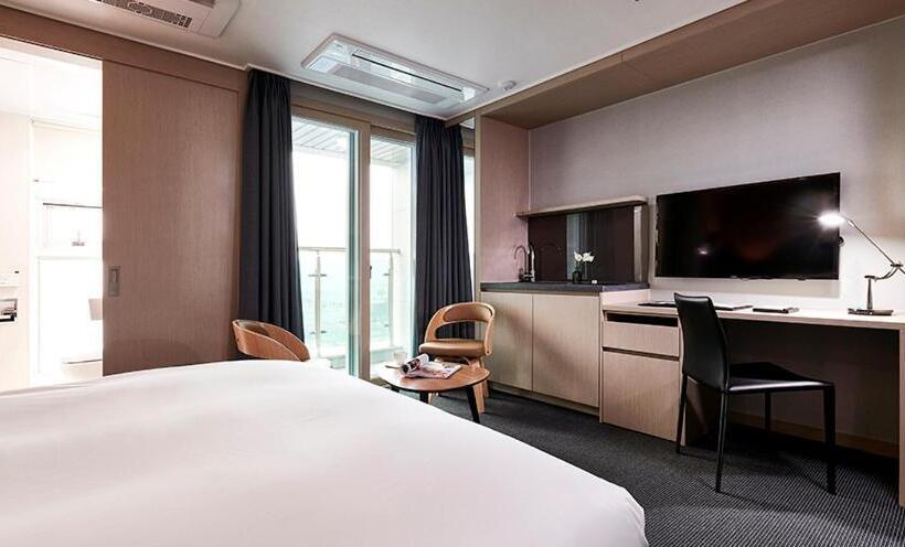 Номер Стандарт с Террасой, New Raon Stay