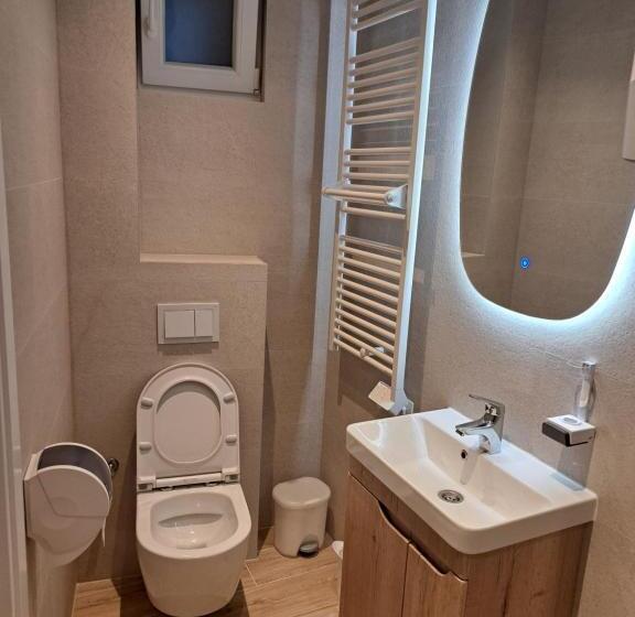 اتاق استاندارد, Apartments & Rooms Mostar Story