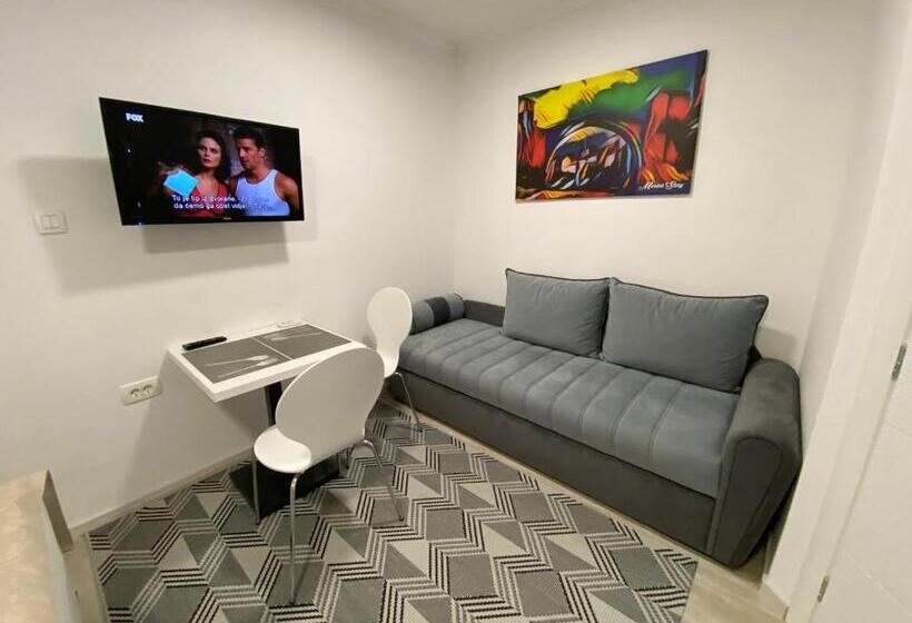 استودیوی استاندارد, Apartments & Rooms Mostar Story