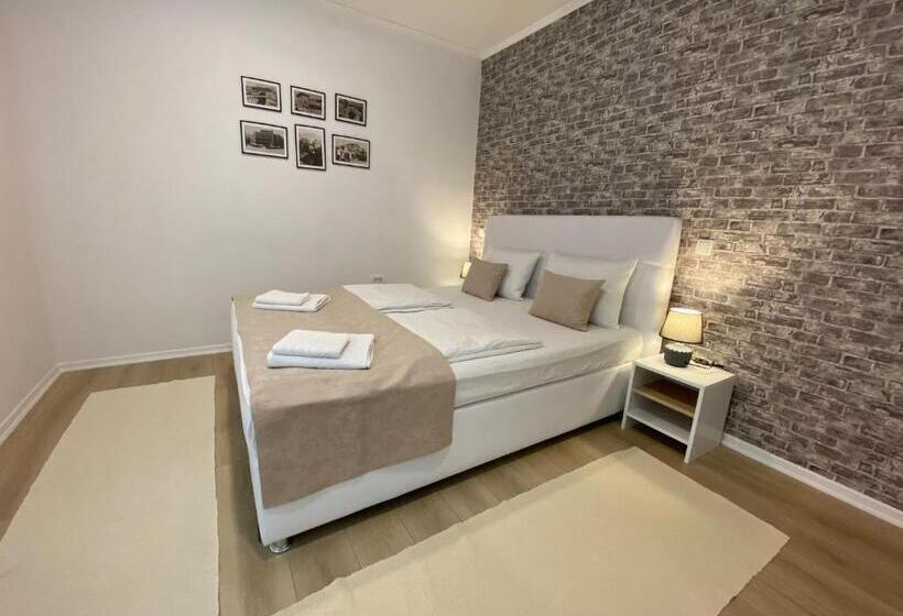 استودیو استاندارد با بالکن, Apartments & Rooms Mostar Story
