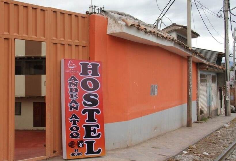 스탠다드 트리플 룸, Andean Atoq Hostel