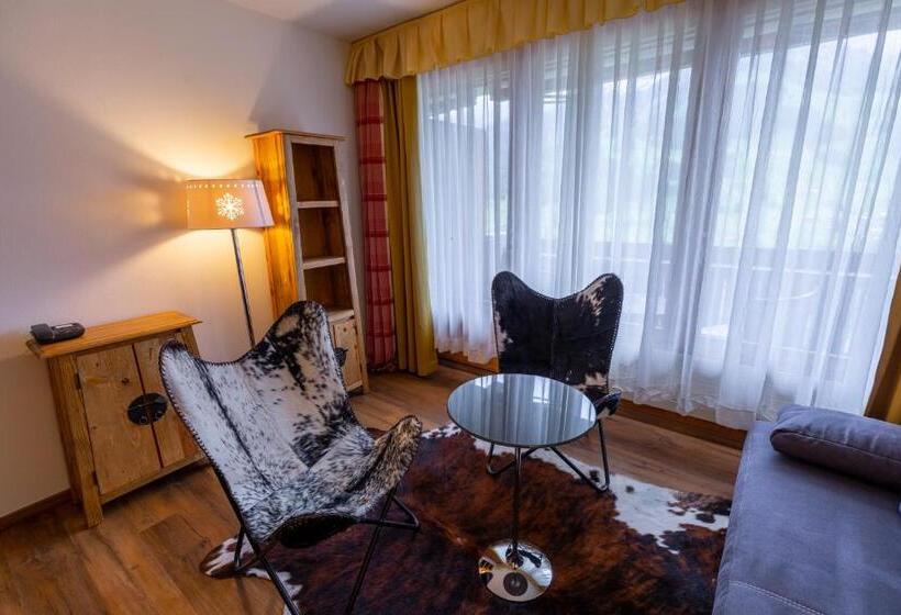 Deluxe Room Mountain View, Chalet Hotel Beau Site