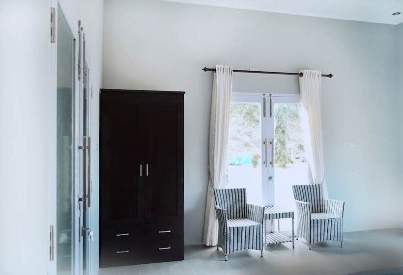 Бунгало Deluxe, The Hawk's Nest Resort
