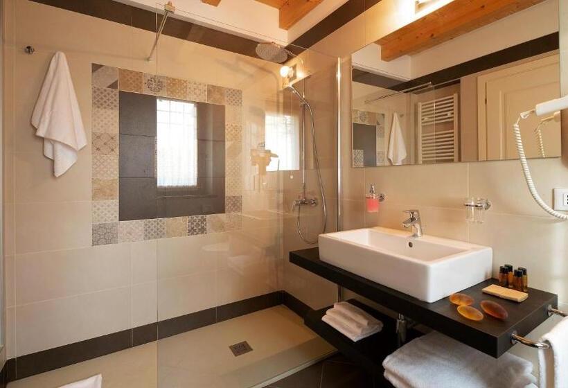 Люкс, Borgo Romantico Relais