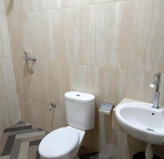 Трехместный Номер Superior, Bumi Makmur Indah