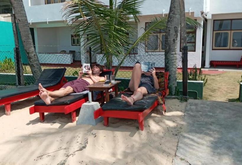 海景豪华三人间, New Seaside Inn Hikkaduwa