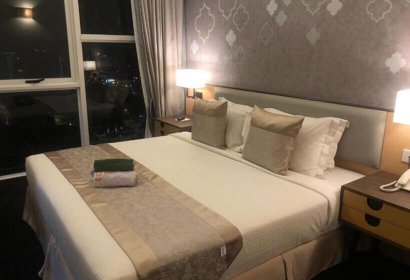 اتاق لوکس با چشم‌انداز شهر, Paya Bunga Hotel Terengganu
