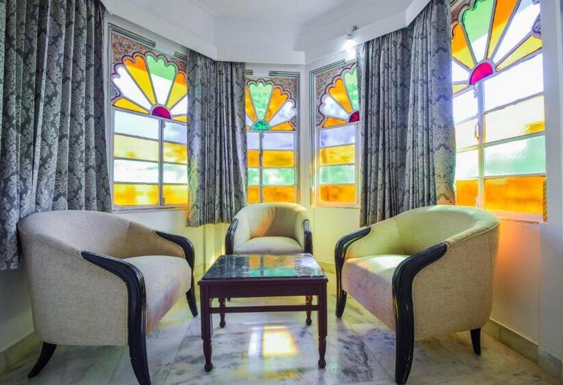 小型套房, Raj Palace Udaipur
