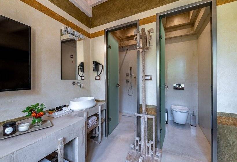 Полулюкс, 10gr Boutique Hotel & Wine Bar