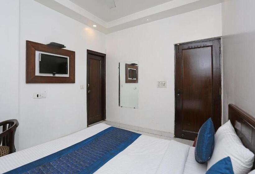 اتاق کلاسیک سه تخته, O Rachna Tourist Lodge