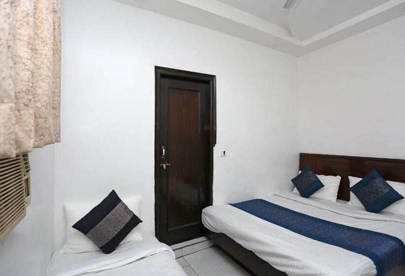 اتاق کلاسیک سه تخته, O Rachna Tourist Lodge