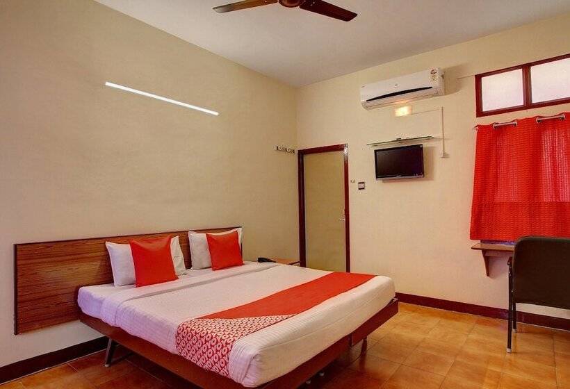 اتاق لوکس, Radhakrishna By Oyo Rooms