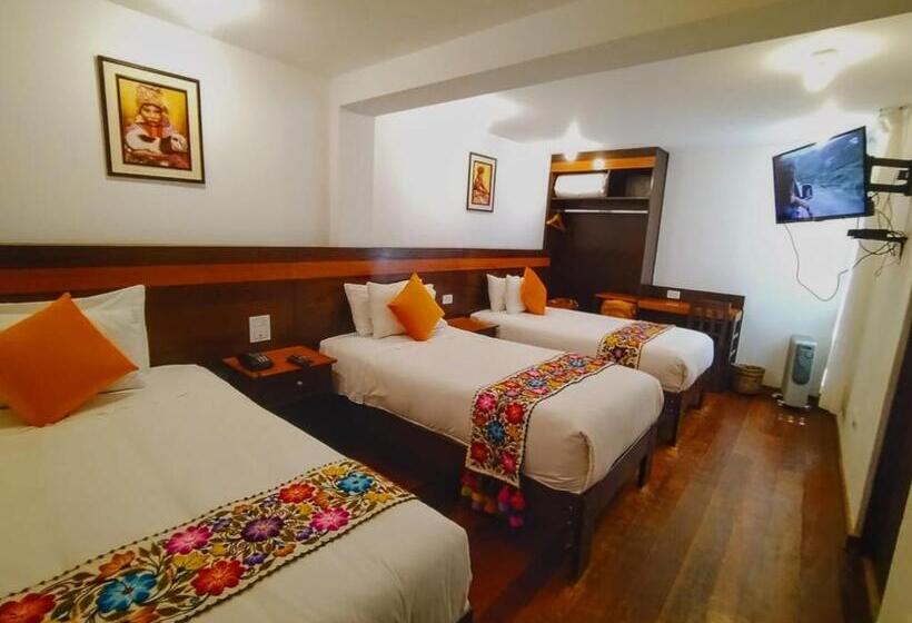 غرفة قياسية ثلاثية, Posada San Blas