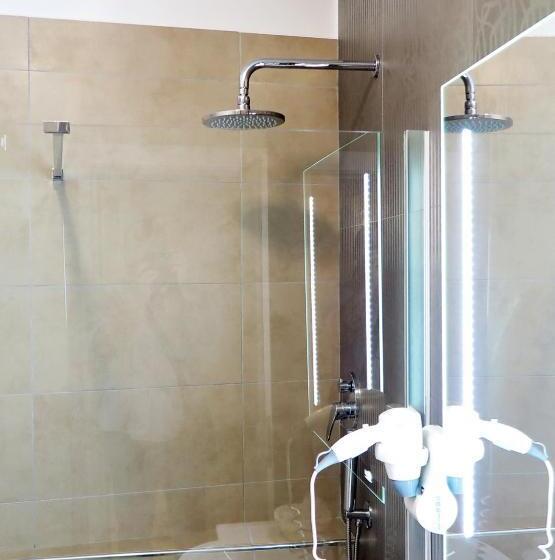 Четырехместный Номер Стандарт, B&b Carrabs