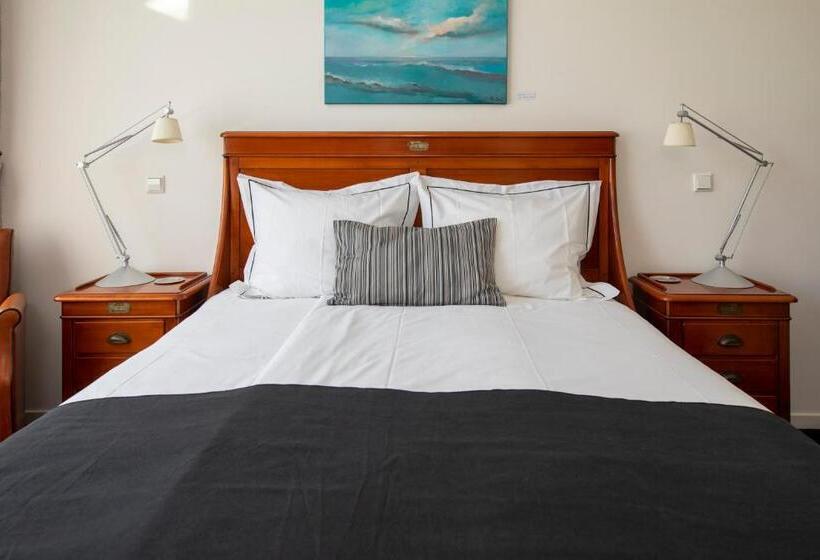 Номер Deluxe, La Rosa Amsterdam Beach