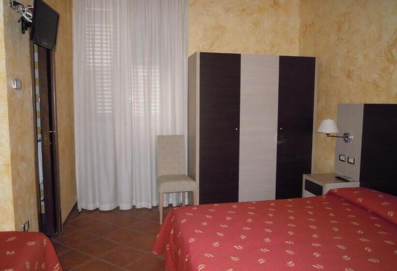 اتاق استاندارد سه نفره, B&b Del Corso