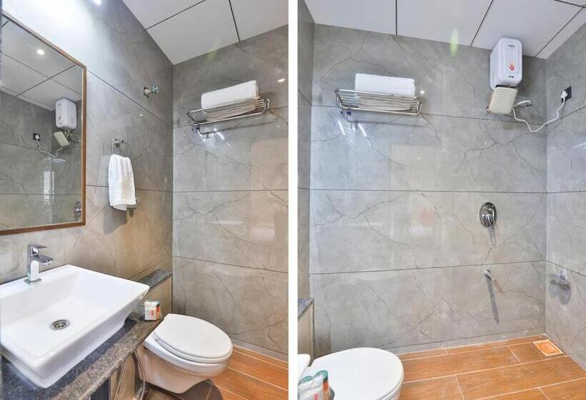 اتاق لوکس, Sparsh Inn  Chandkheda