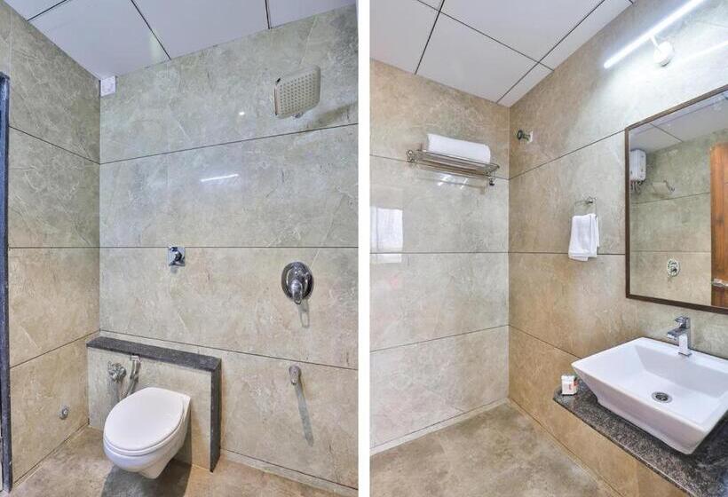 اتاق لوکس, Sparsh Inn  Chandkheda