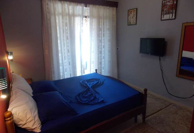 ２ベッドルームアパートメント, Alfred's Apartments