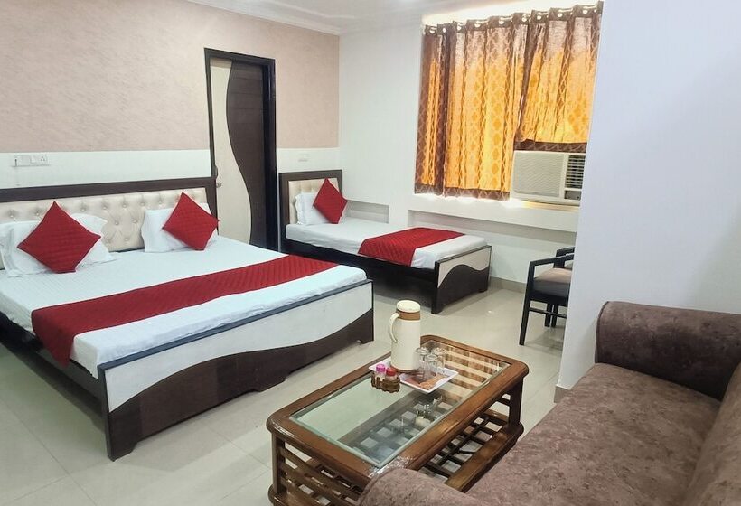 Трехместный Номер Классика, Jigyasa By Mayda Hospitality Pvt. Ltd