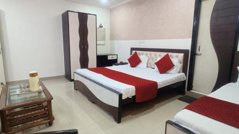 Четырехместный номер Премиум, Jigyasa By Mayda Hospitality Pvt. Ltd